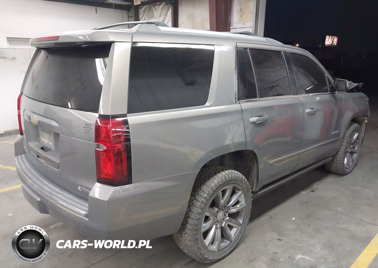 2018 Chevrolet Tahoe Premier VIN:1GNSKCKC0JR224112 - 4