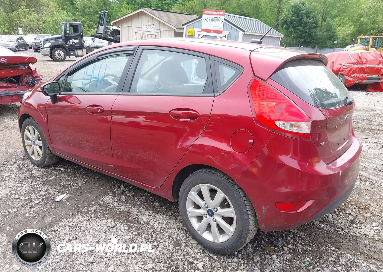 2013 Ford Fiesta Se VIN:3FADP4EJ1DM224666 - 3