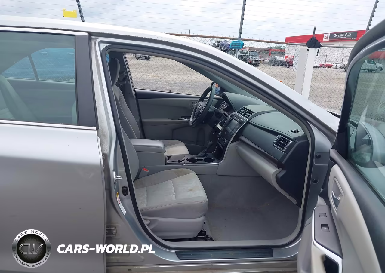 2015 Toyota Camry Le VIN:4T1BF1FK7FU071957 - 5