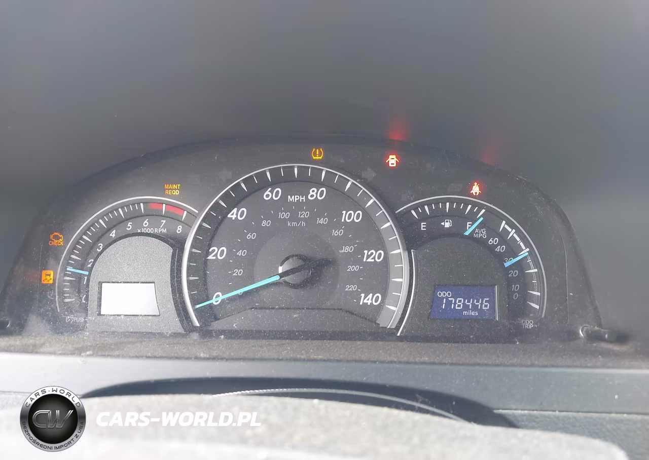 2015 Toyota Camry Le VIN:4T1BF1FK7FU071957 - 7