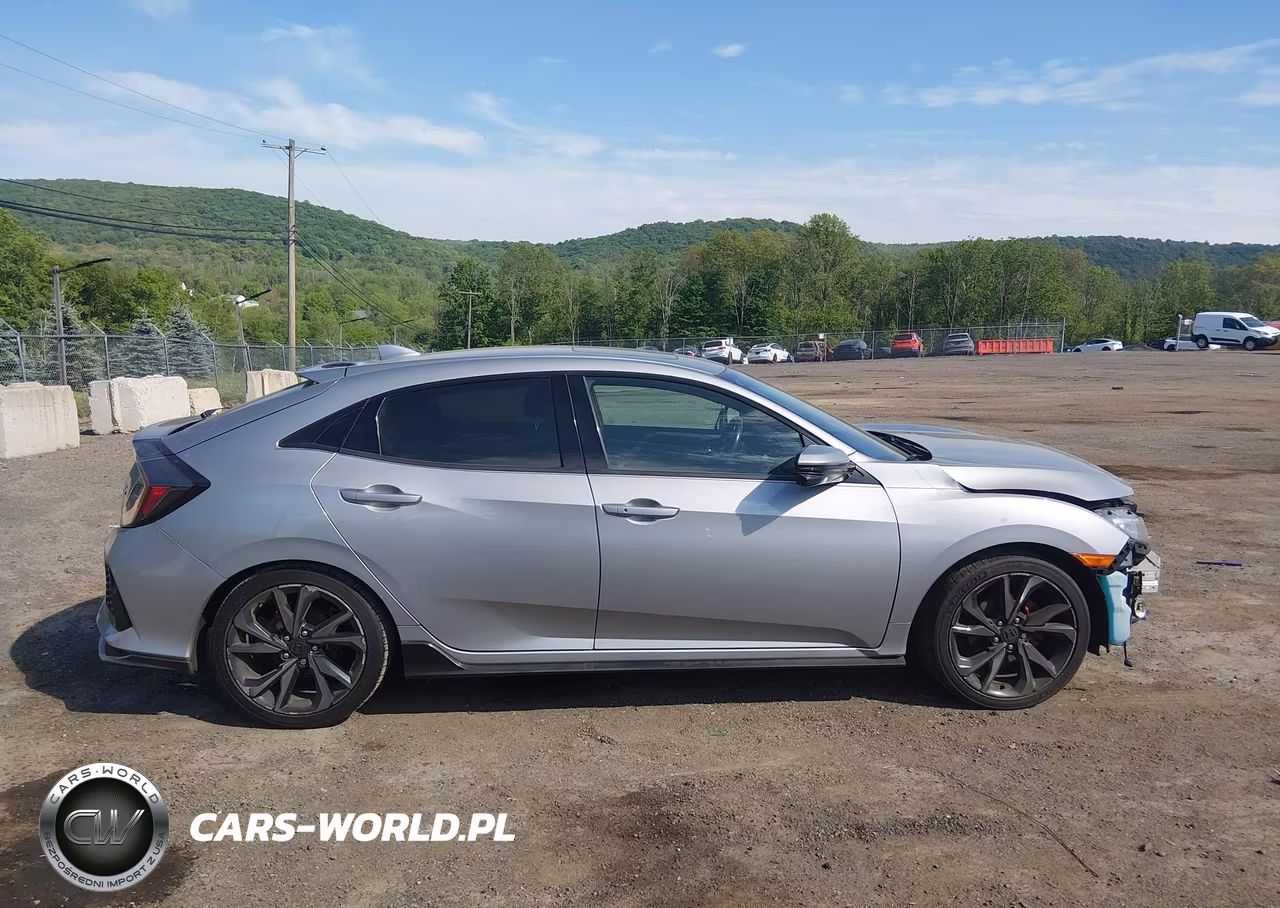 2018 Honda Civic Sport Touring VIN:SHHFK7H93JU419977 - 14