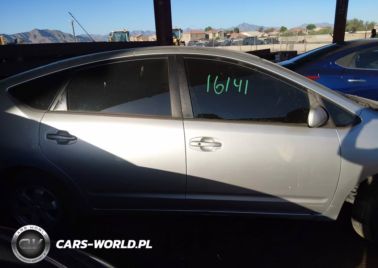 2005 Toyota Prius VIN:JTDKB20U953042254 - 12