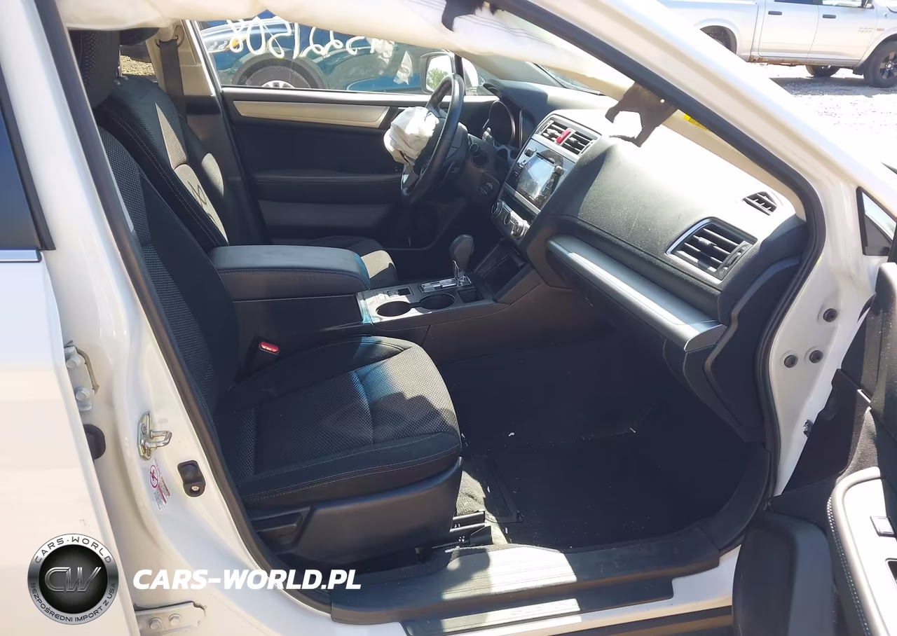 2017 Subaru Outback 2.5I Premium VIN:4S4BSAFC6H3284556 - 5