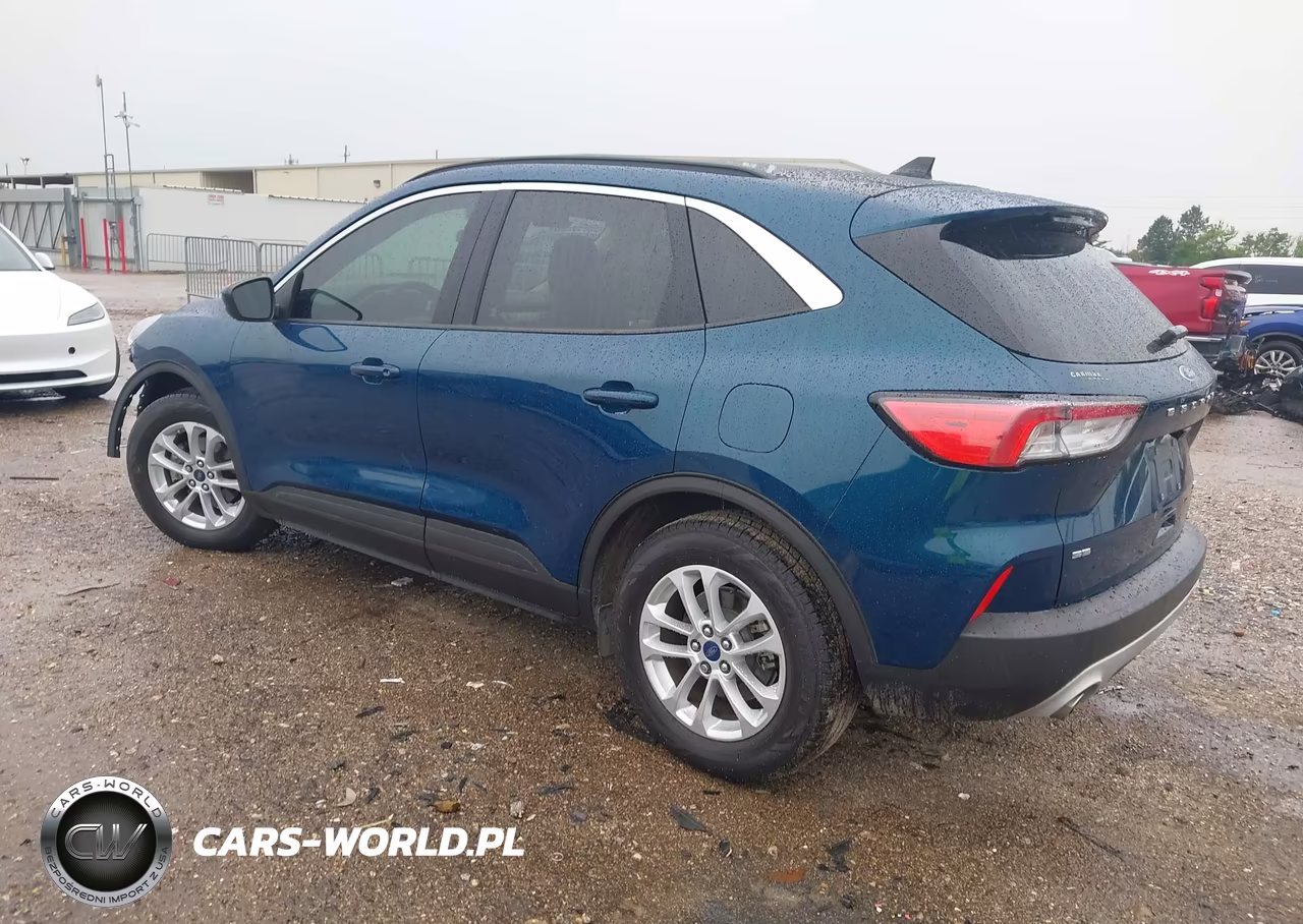 2020 Ford Escape Se VIN:1FMCU0G64LUA31434 - 3