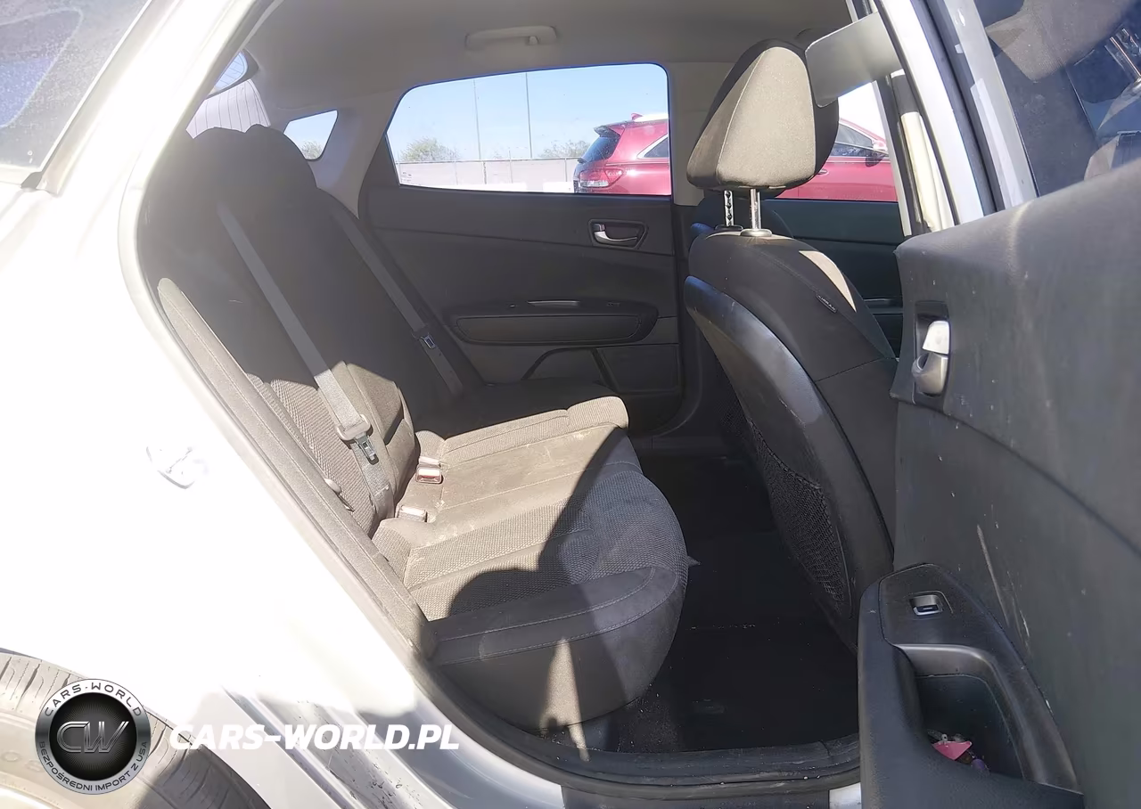 2020 Kia Optima Lx VIN:5XXGT4L35LG395895 - 8