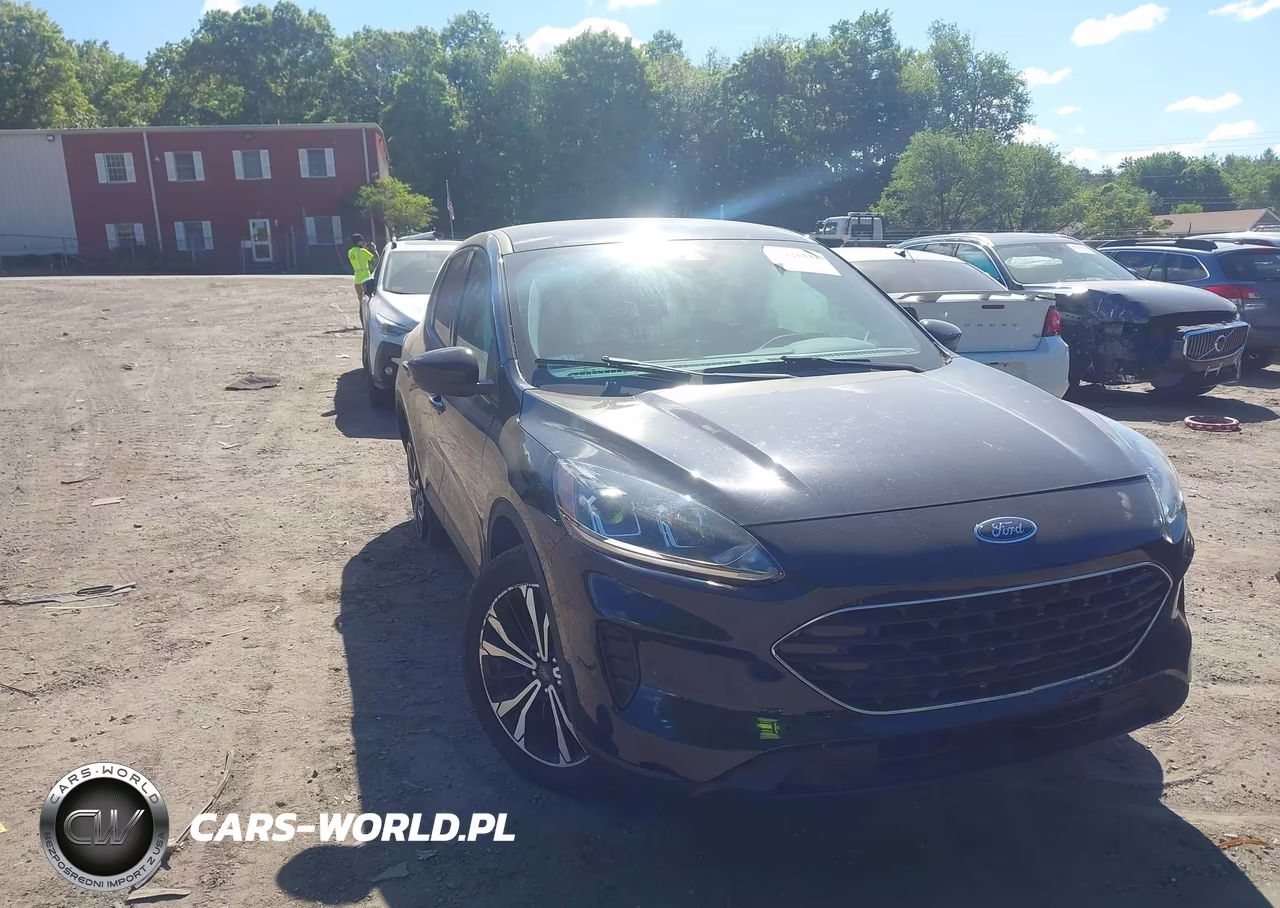 2021 Ford Escape Se