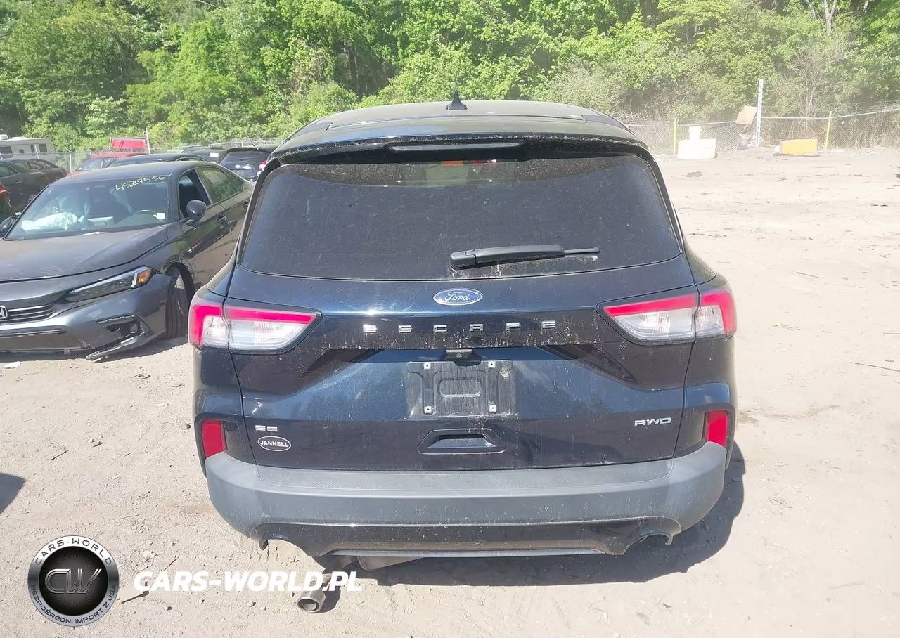 2021 Ford Escape Se VIN:1FMCU9G69MUA15770 - 16
