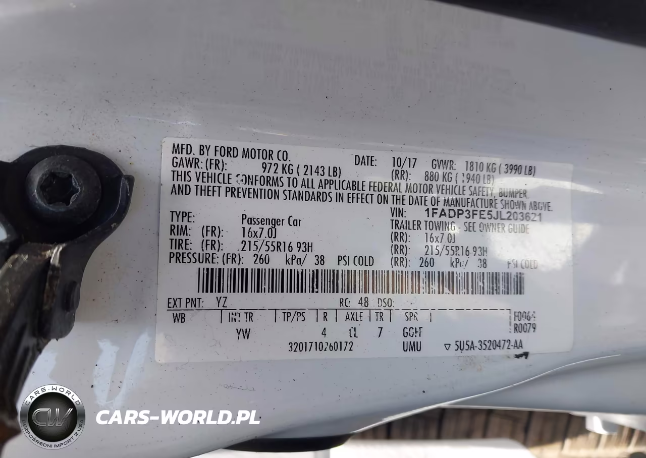2018 Ford Focus Se VIN:1FADP3FE5JL203621 - 9