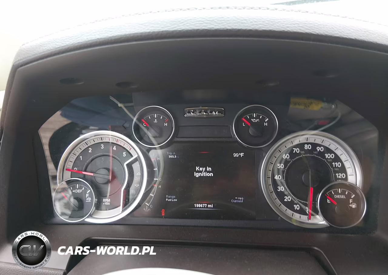 2013 Ram 2500 Laramie VIN:3C6UR5FL3DG615611 - 7