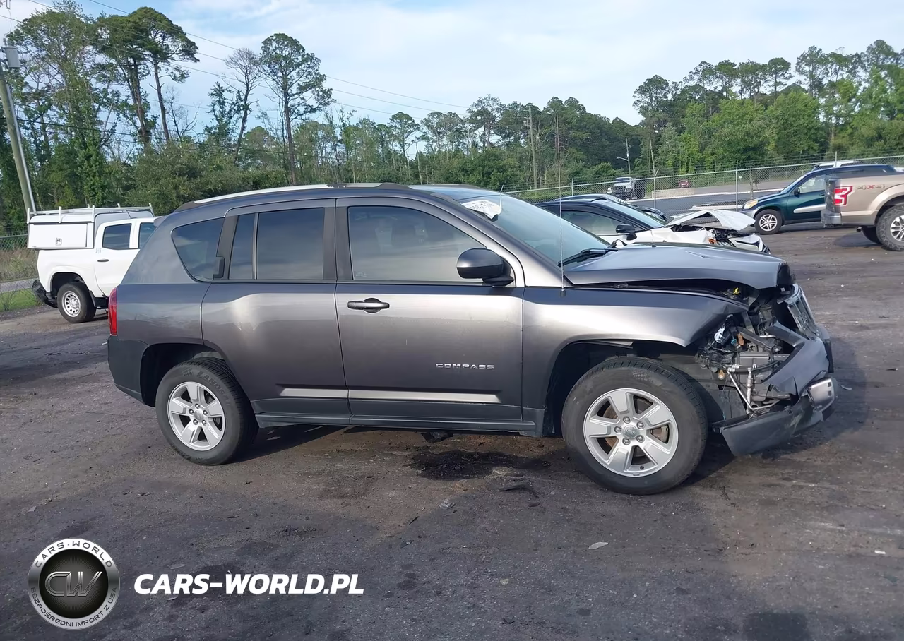 2016 Jeep Compass Latitude VIN:1C4NJCEA5GD742399 - 13