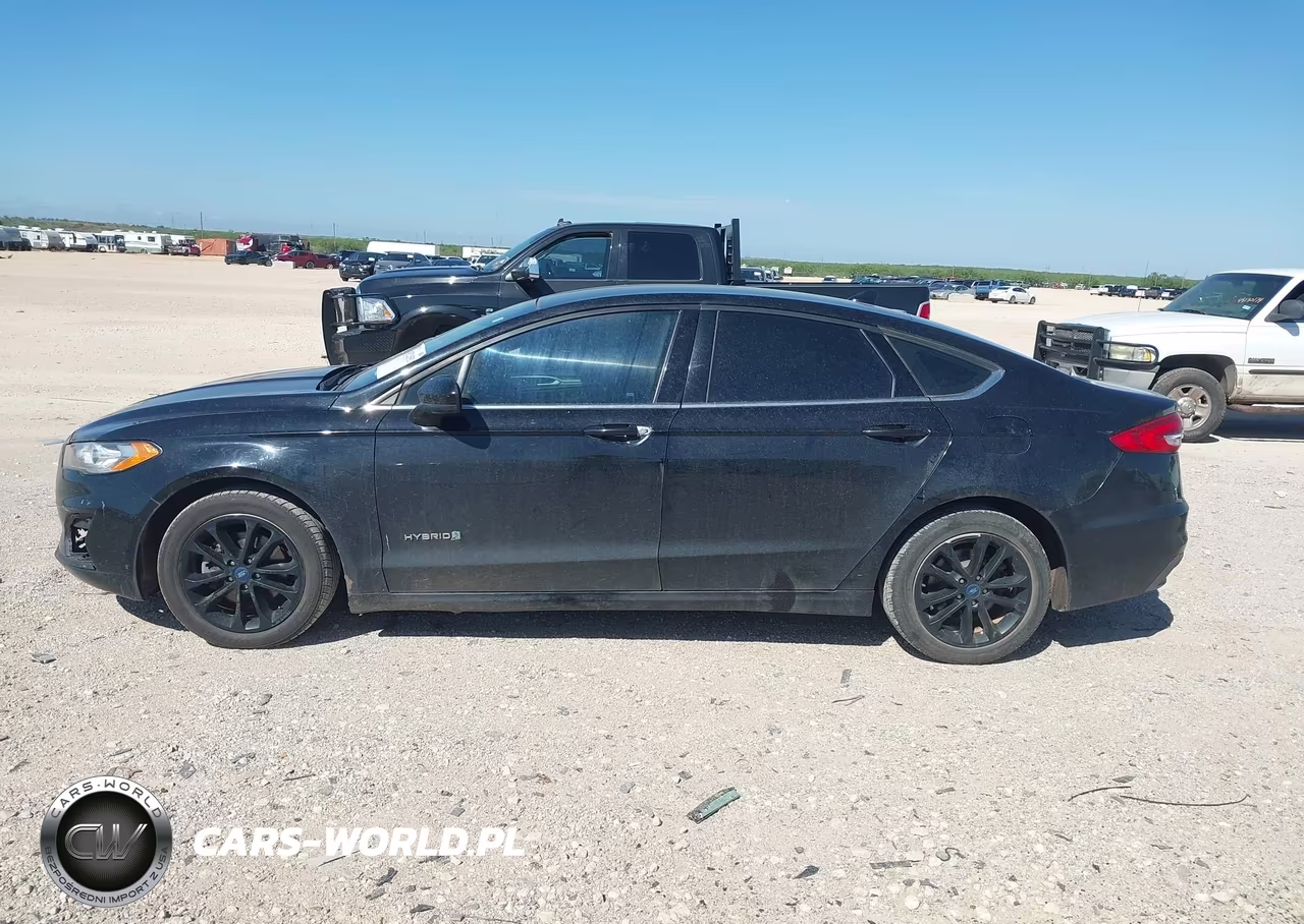 2019 Ford Fusion Hybrid Se VIN:3FA6P0LUXKR126072 - 14