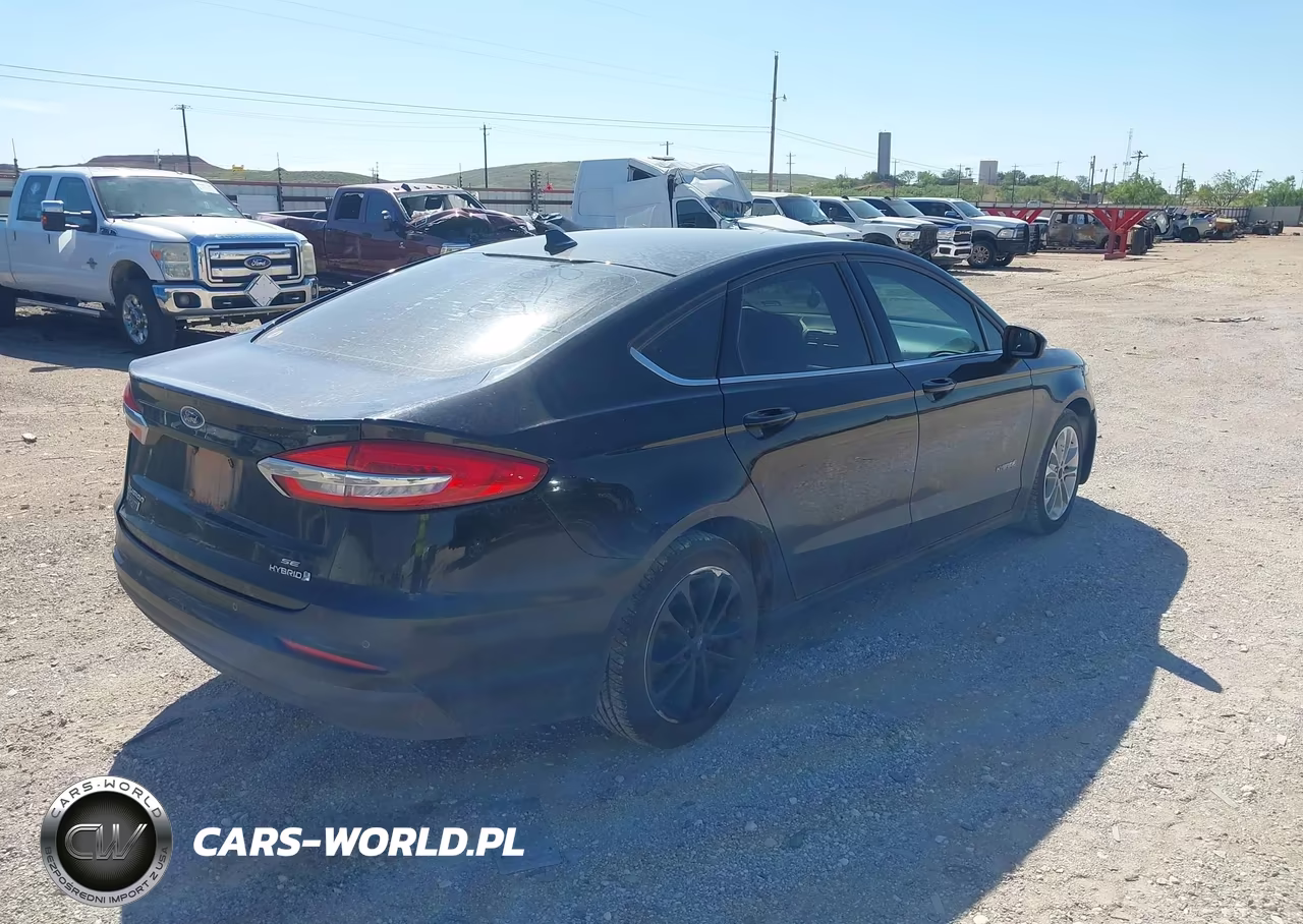 2019 Ford Fusion Hybrid Se VIN:3FA6P0LUXKR126072 - 4