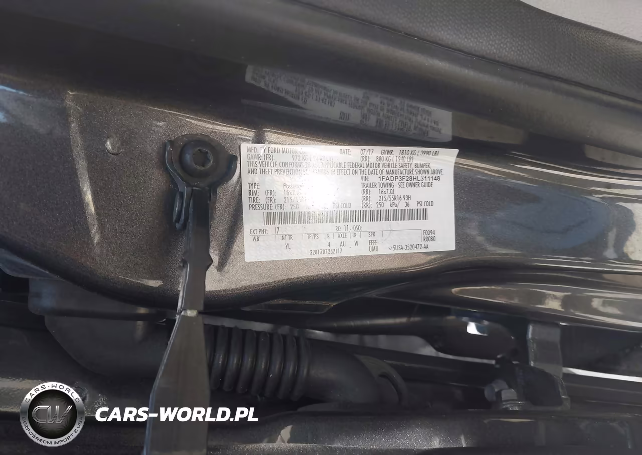 2017 Ford Focus Se VIN:1FADP3F28HL311148 - 9