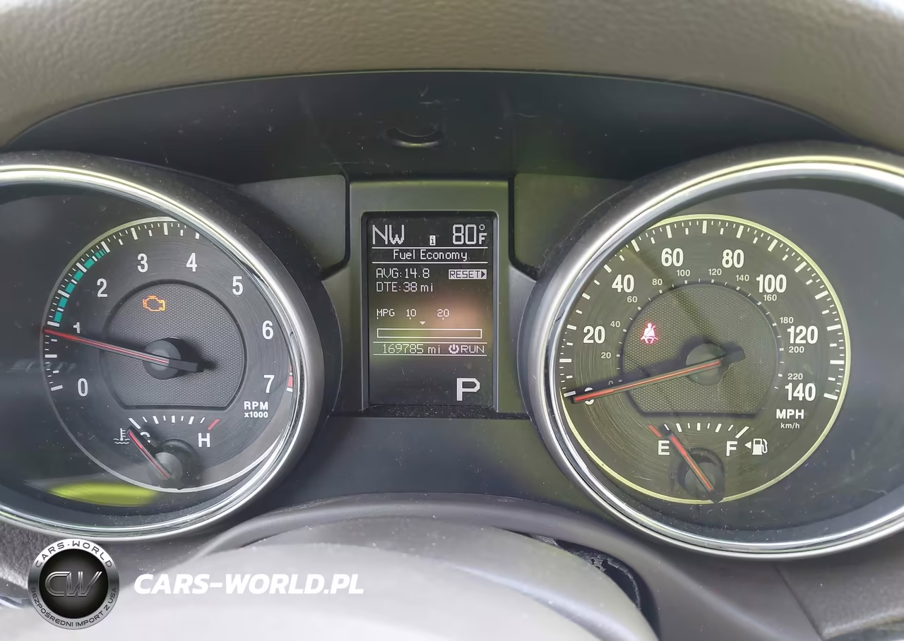2011 Jeep Grand Cherokee Laredo VIN:1J4RR4GT4BC610466 - 7