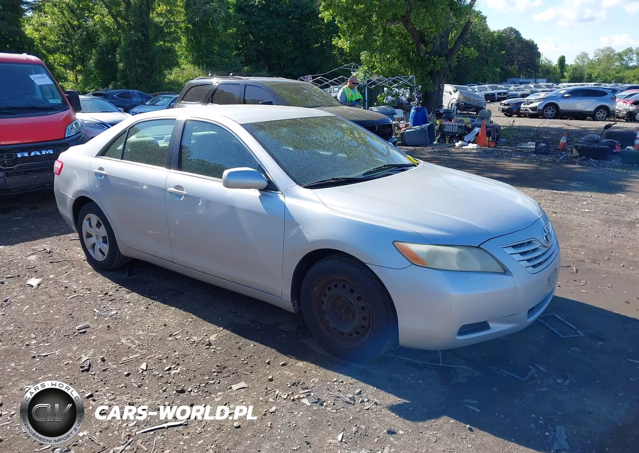 2007 Toyota Camry Le – zdjęcie 1 z 12