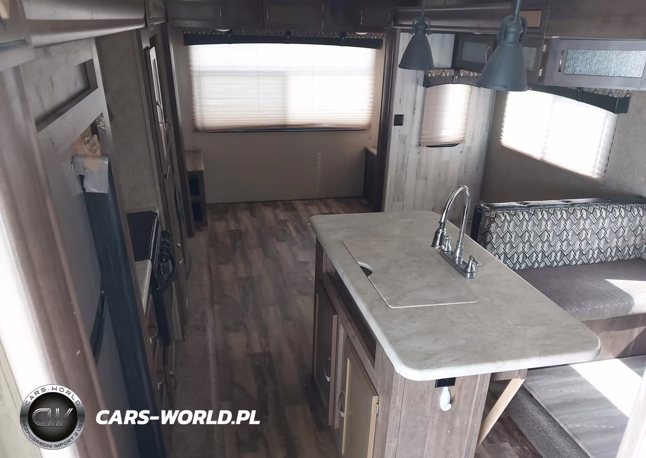 2017 Forest River Palomino Puma Series VIN:4X4TPUF23HP064698 - 8