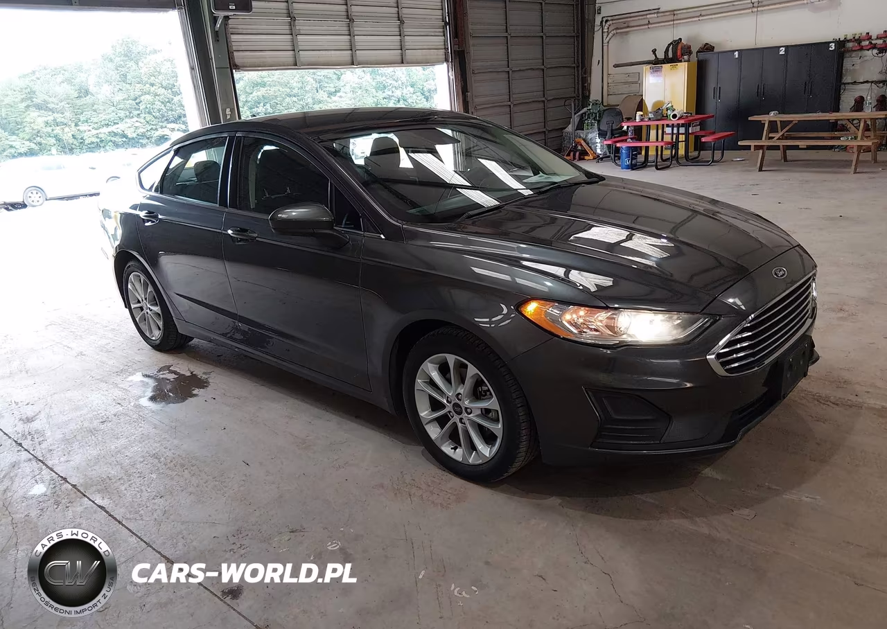 2020 Ford Fusion Hybrid Se – zdjęcie 1 z 16