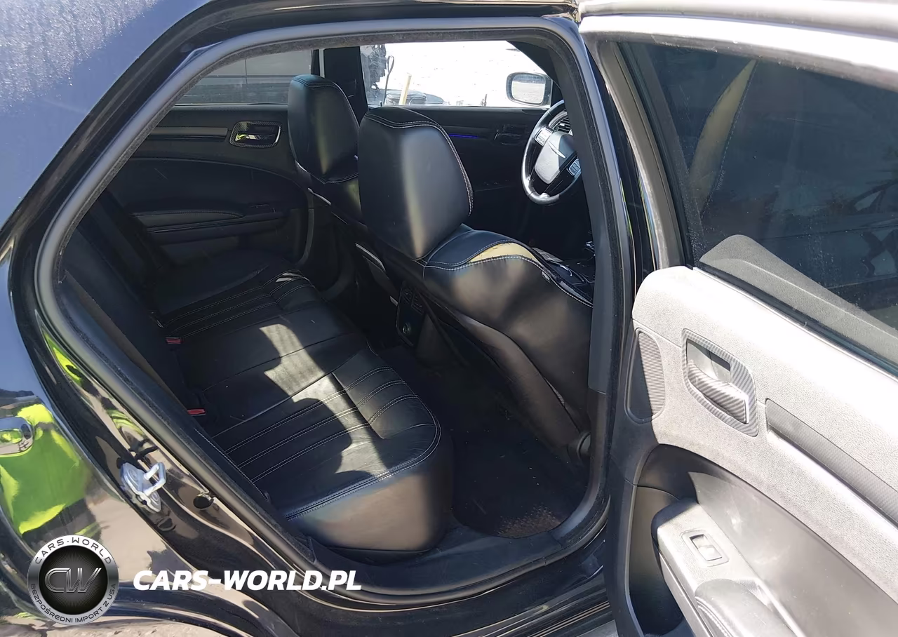 2012 Chrysler 300 S V6 VIN:2C3CCABG4CH279235 - 8