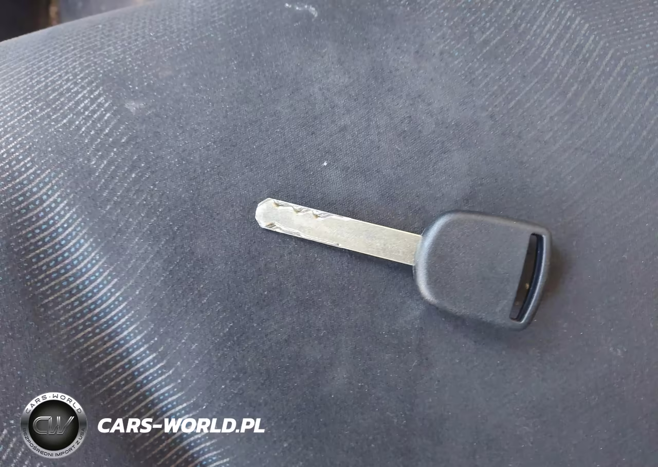 2011 Honda Fit Sport VIN:JHMGE8H52BC002749 - 11