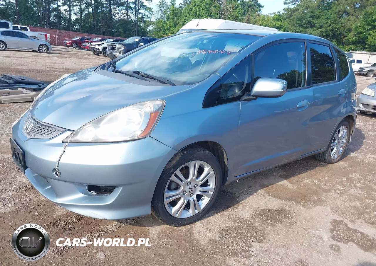 2011 Honda Fit Sport VIN:JHMGE8H52BC002749 - 2