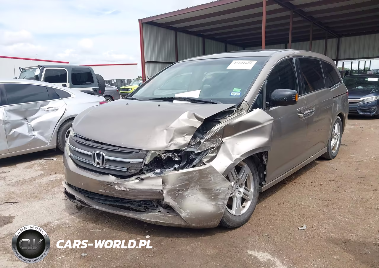 2011 Honda Odyssey Touring-Touring Elite VIN:5FNRL5H92BB006742 - 6
