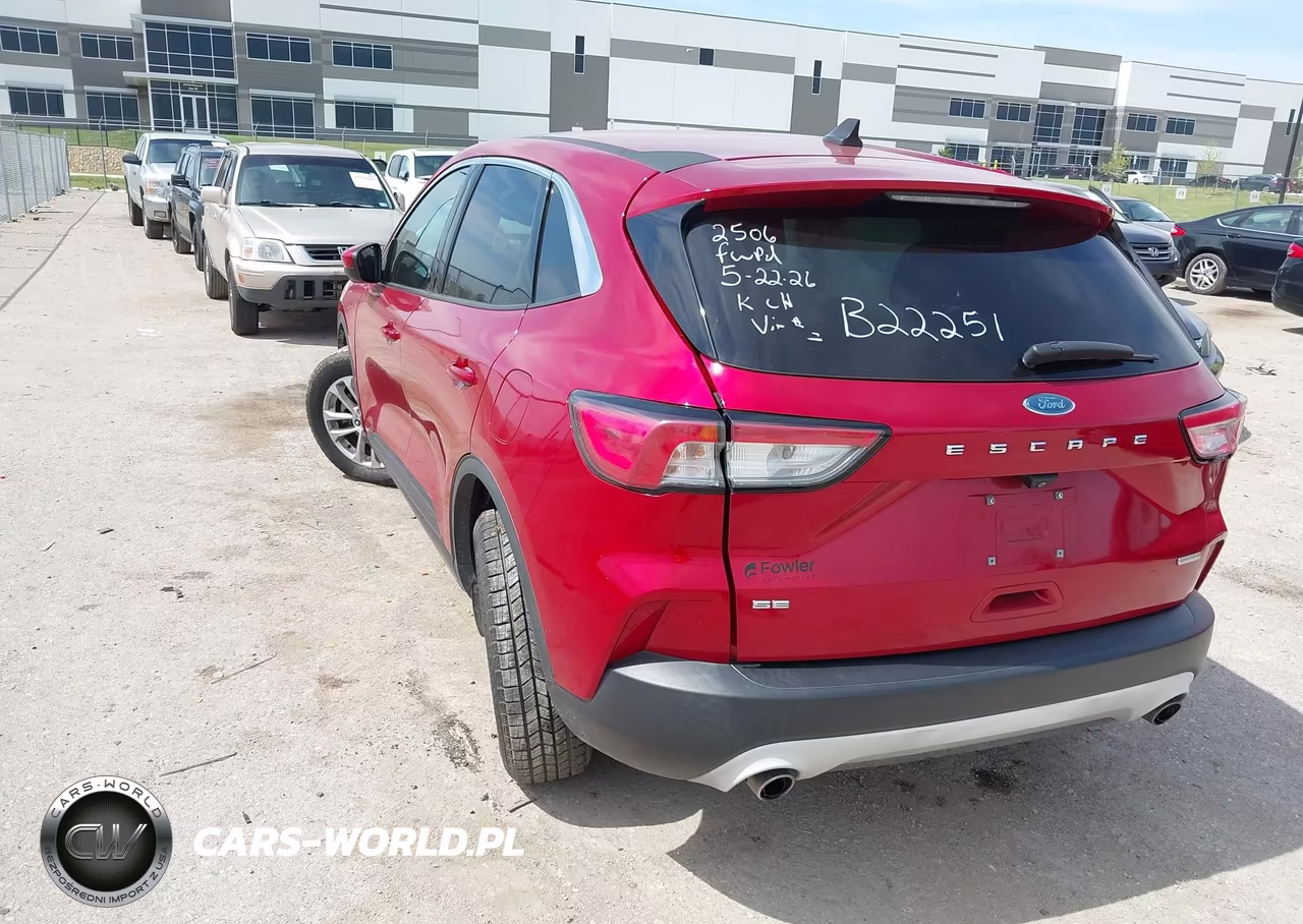 2020 Ford Escape Se VIN:1FMCU0G62LUB22251 - 3