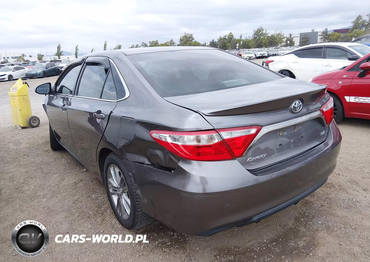 2015 Toyota Camry Se VIN:4T1BF1FKXFU479109 - 3