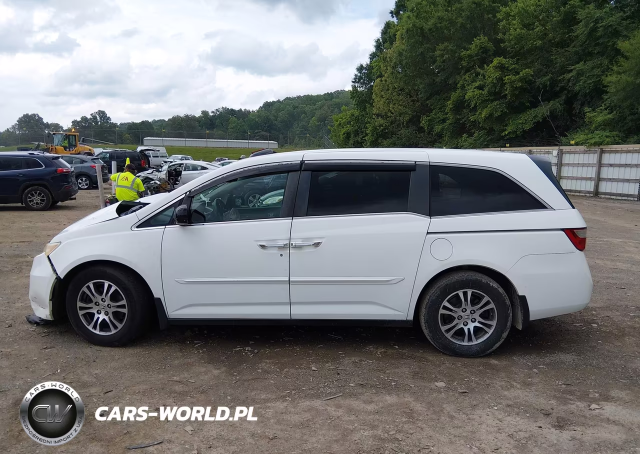 2011 Honda Odyssey Ex-L VIN:5FNRL5H66BB002523 - 13