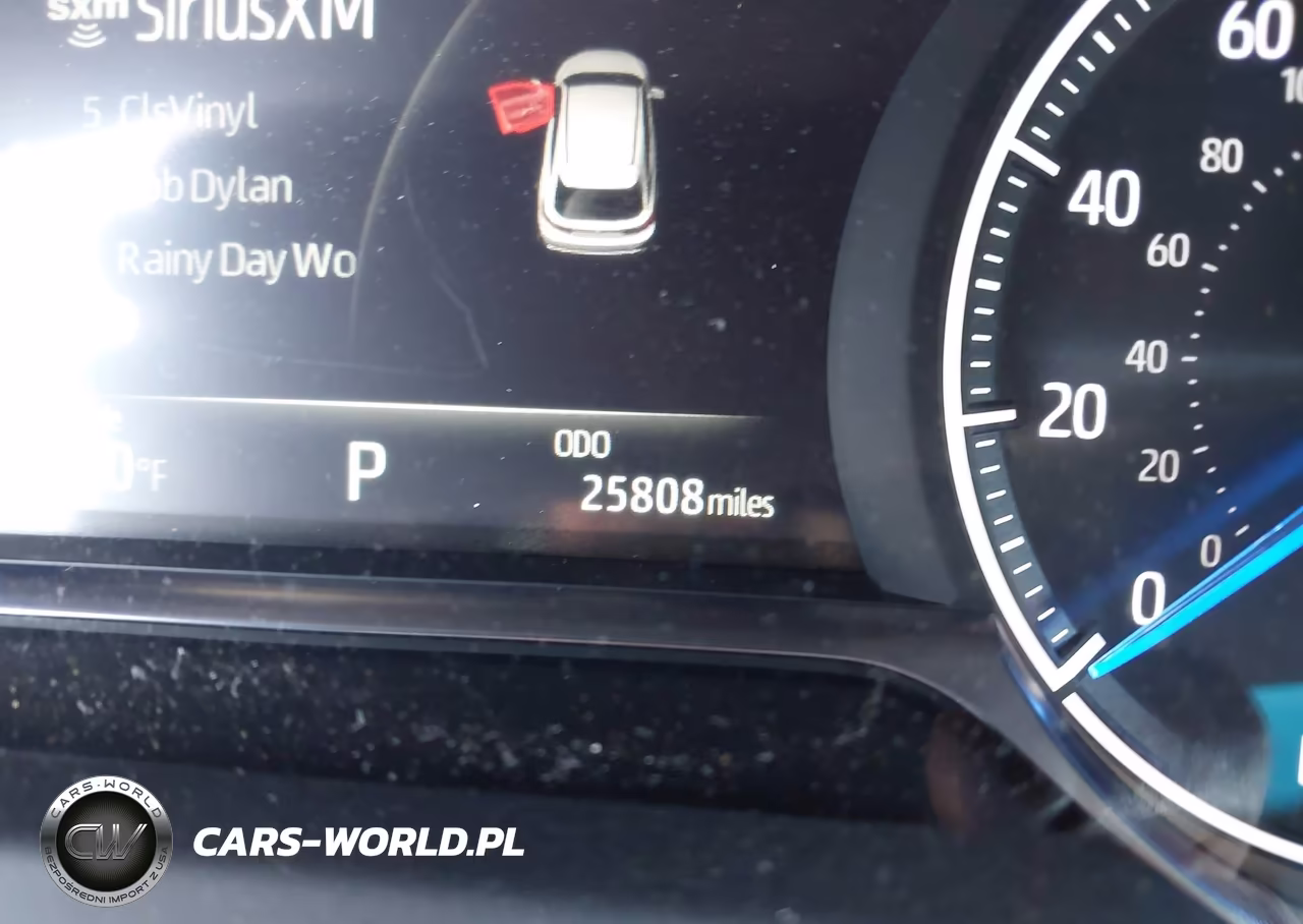 2024 Toyota Venza Nightshade Edition VIN:JTEAAAAHXRJ184295 - 15