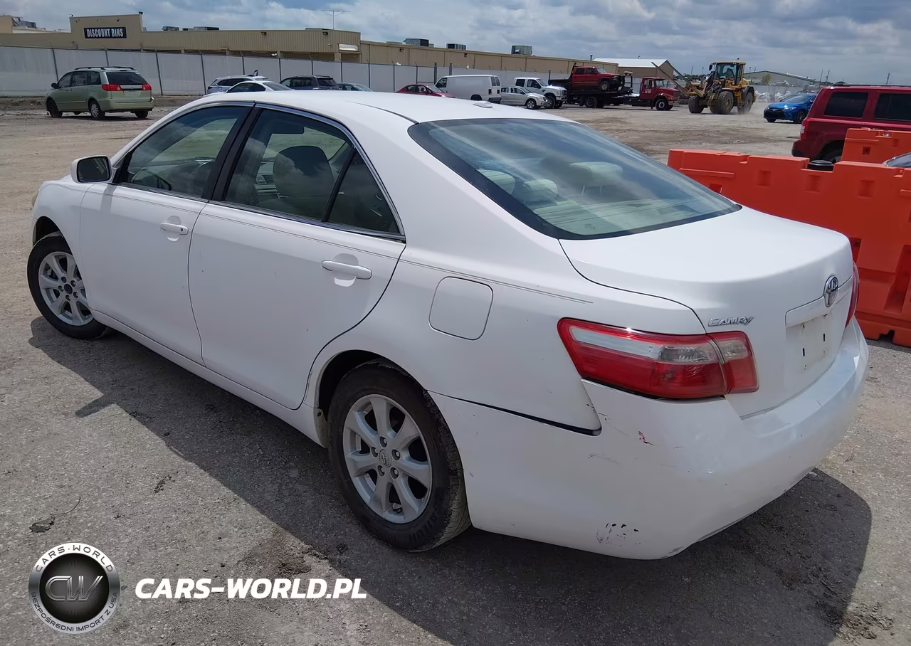2009 Toyota Camry Le VIN:4T1BE46K99U918969 - 3