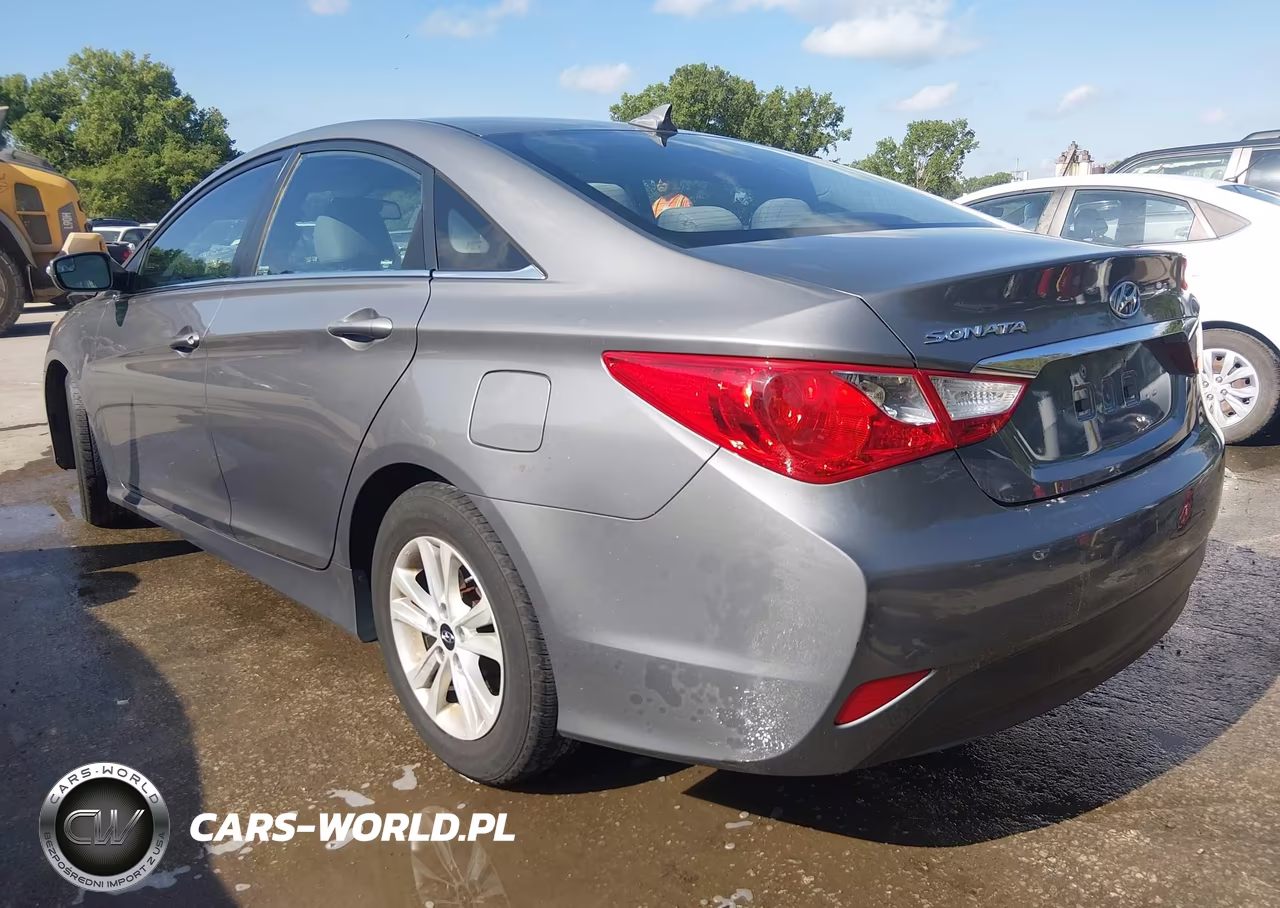2014 Hyundai Sonata Gls VIN:5NPEB4AC9EH941067 - 3