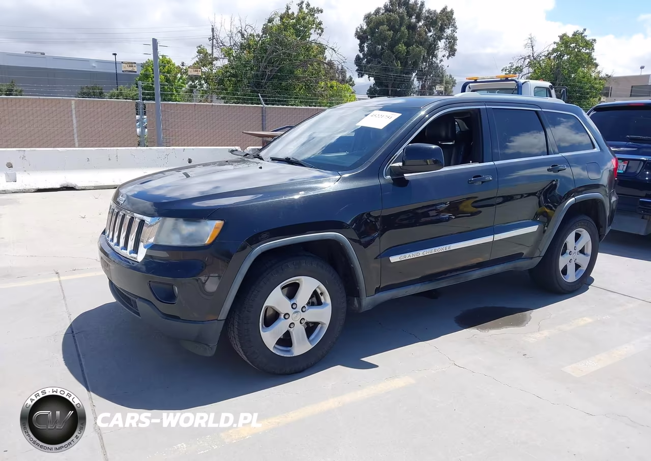 2011 Jeep Grand Cherokee Laredo VIN:1J4RS4GGXBC672252 - 2