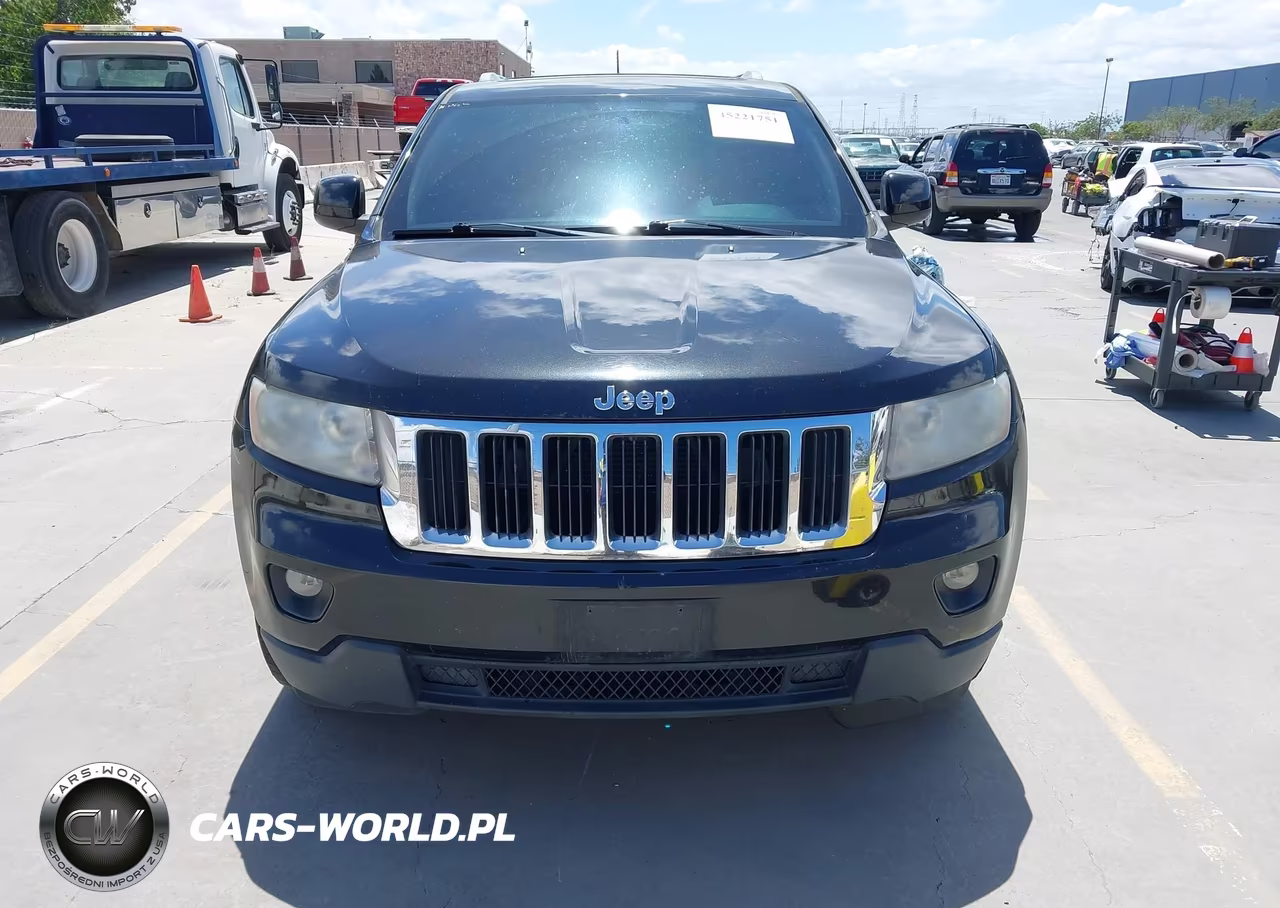 2011 Jeep Grand Cherokee Laredo VIN:1J4RS4GGXBC672252 - 6