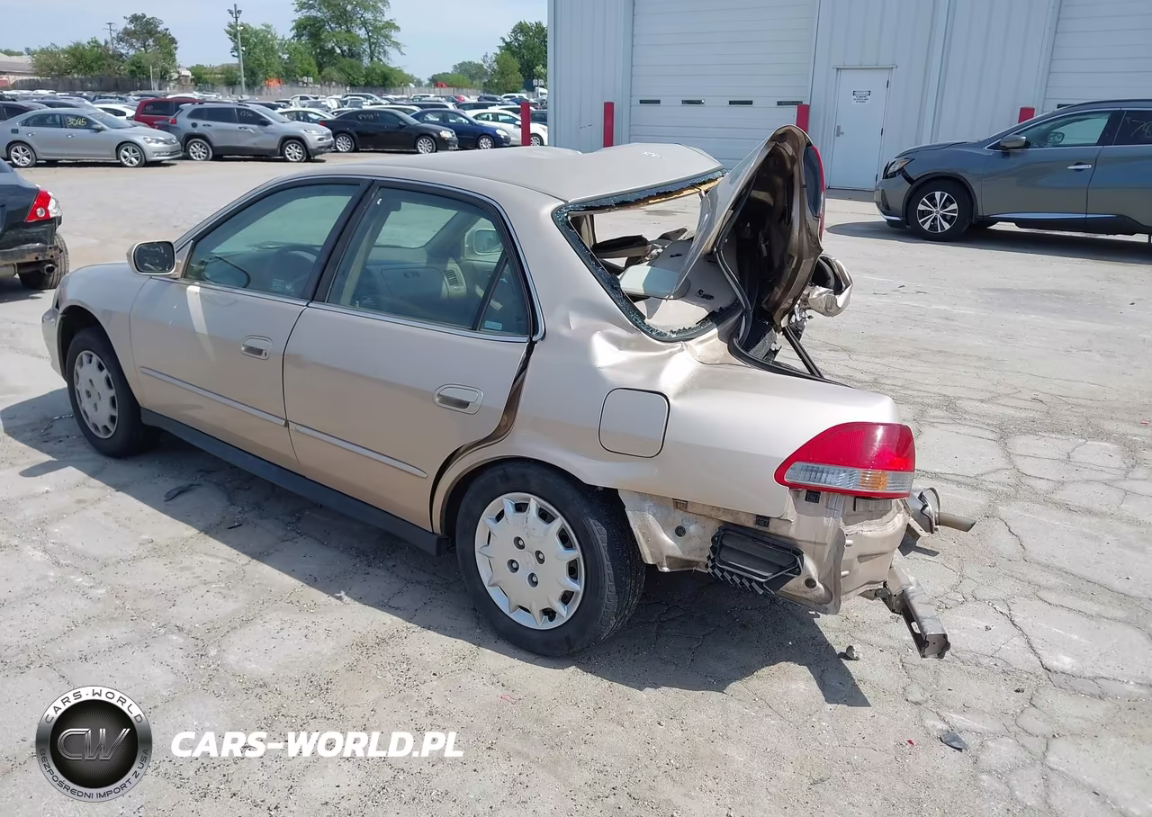 2002 Honda Accord 2.3 Lx VIN:3HGCG665X2G705323 - 3