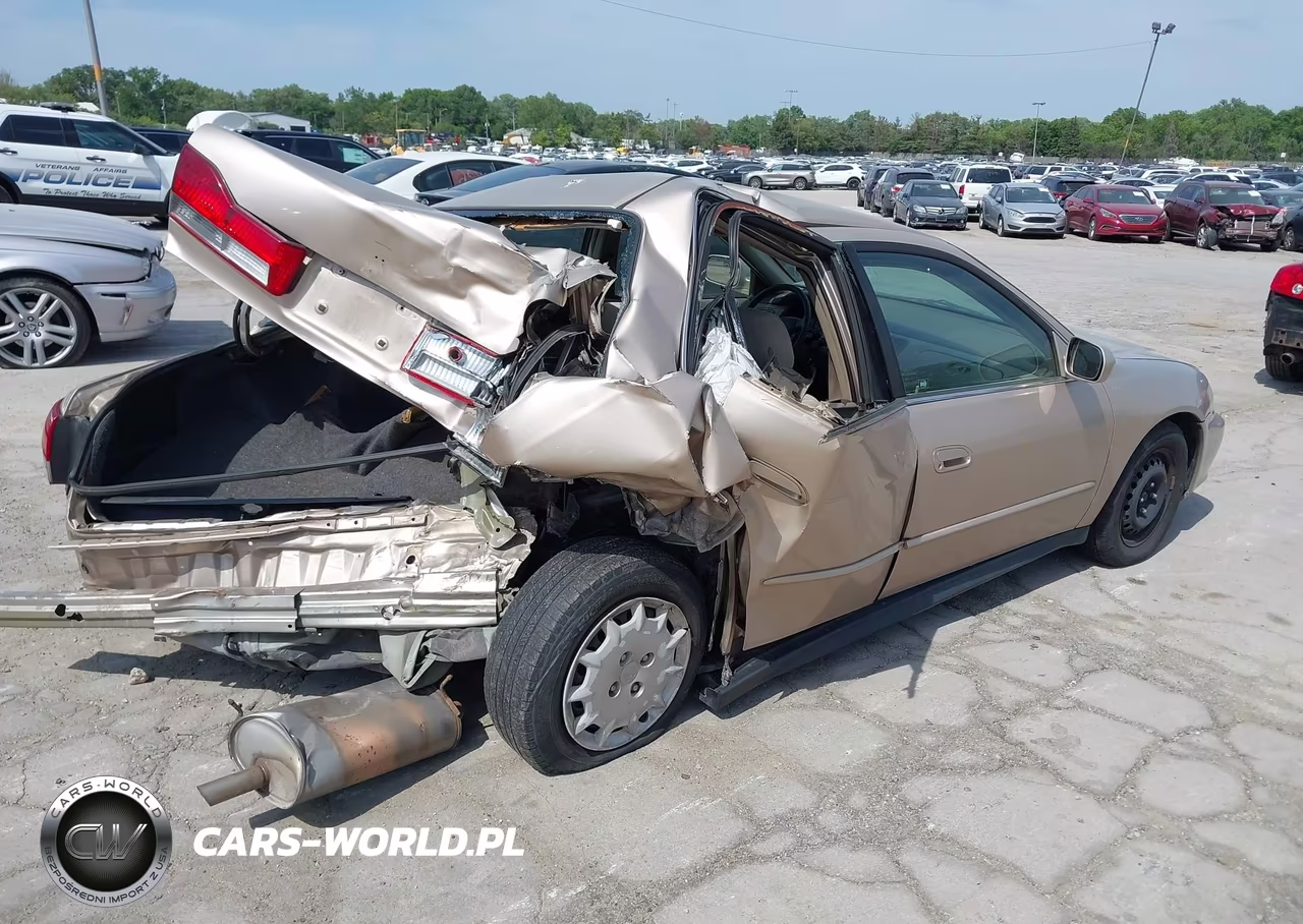 2002 Honda Accord 2.3 Lx VIN:3HGCG665X2G705323 - 4
