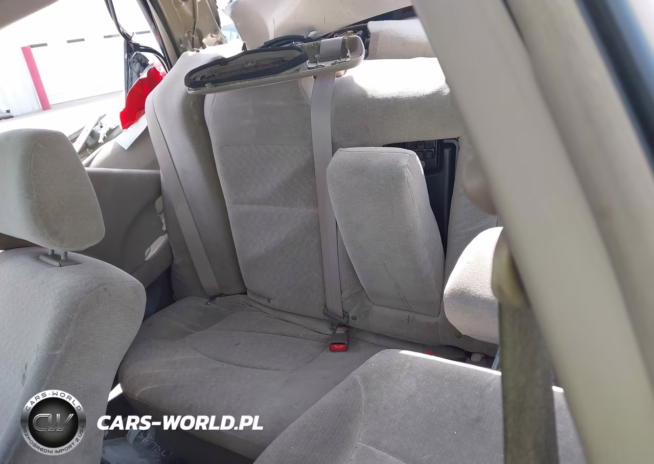 2002 Honda Accord 2.3 Lx VIN:3HGCG665X2G705323 - 8