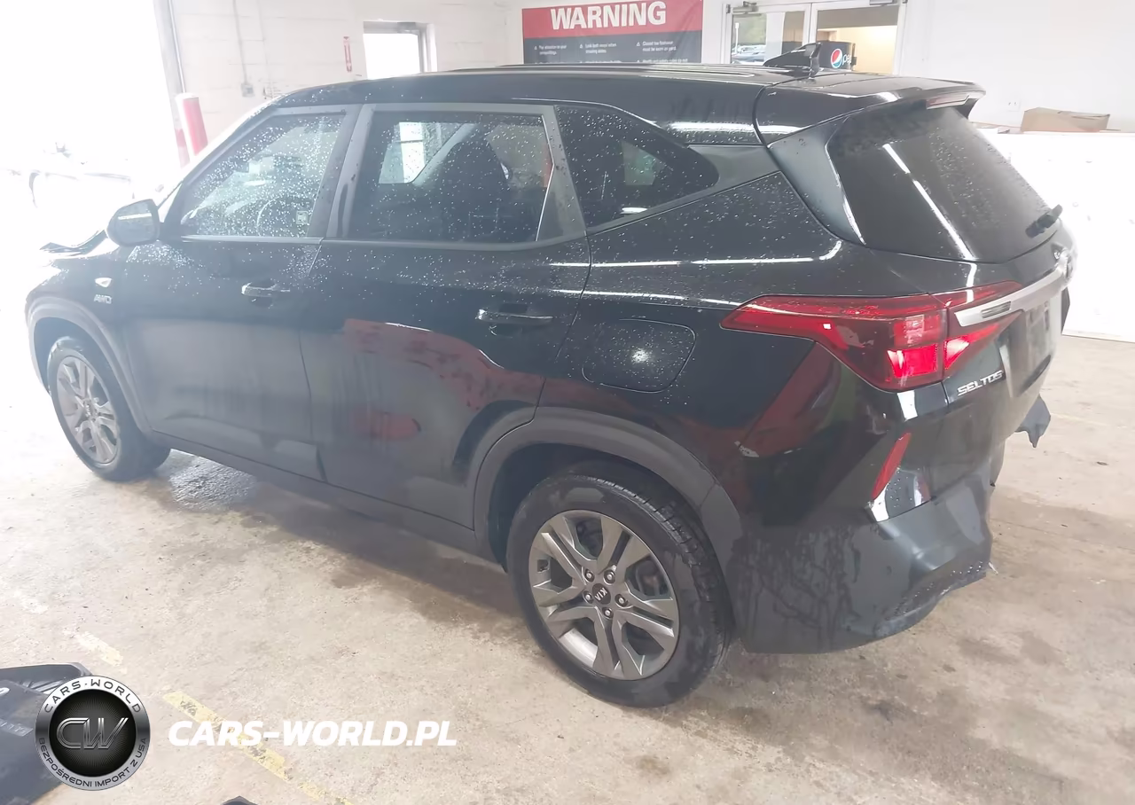 2021 Kia Seltos Lx VIN:KNDEPCAAXM7186072 - 3