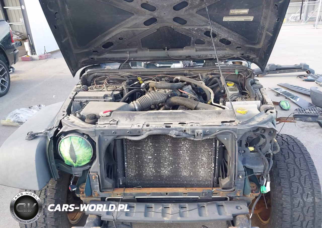 2011 Jeep Wrangler Sport VIN:1J4AA2D18BL570128 - 10