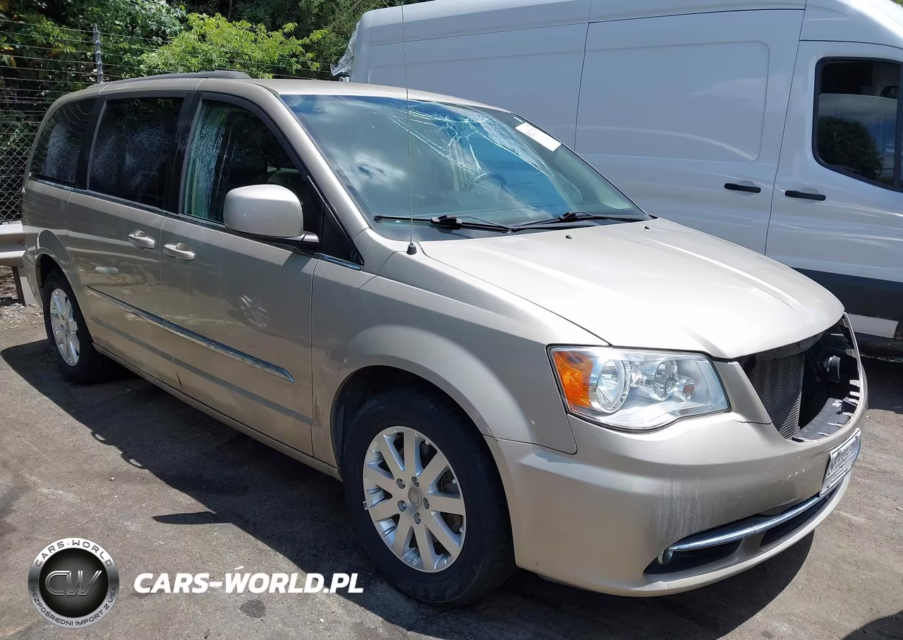 2016 Chrysler Town & Country Touring – zdjęcie 1 z 16