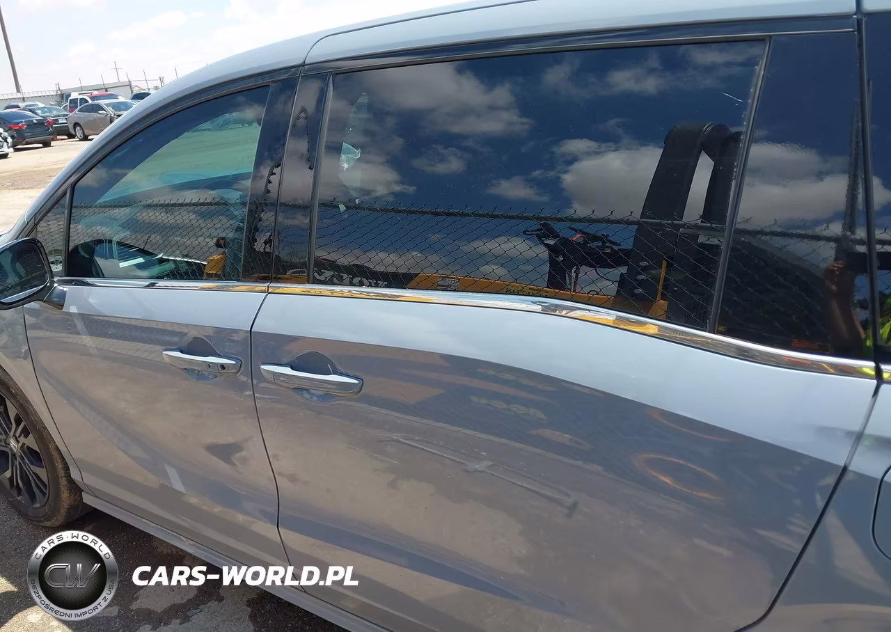 2025 Honda Odyssey Sport-L VIN:5FNRL6H73SB081051 - 15