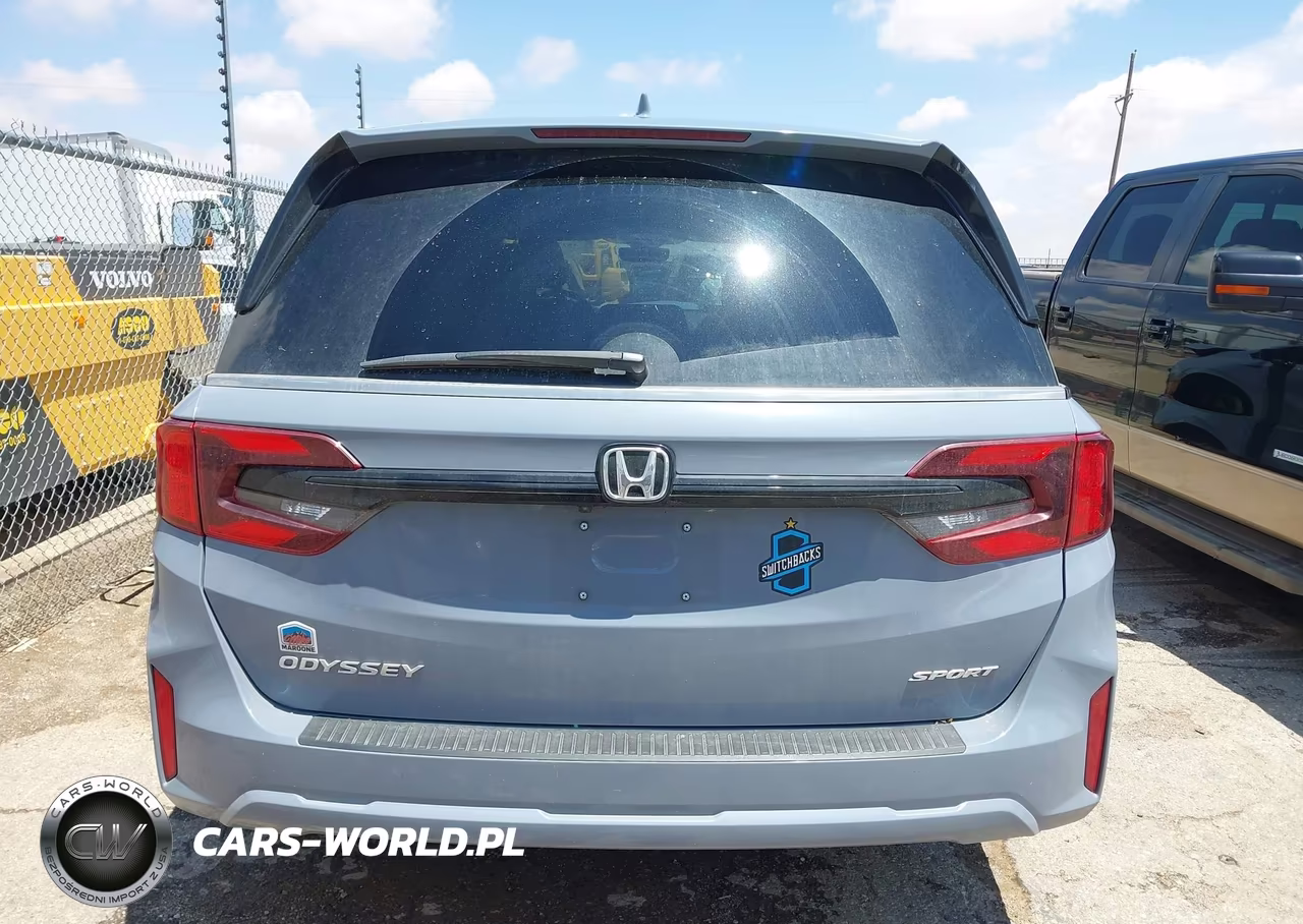 2025 Honda Odyssey Sport-L VIN:5FNRL6H73SB081051 - 17