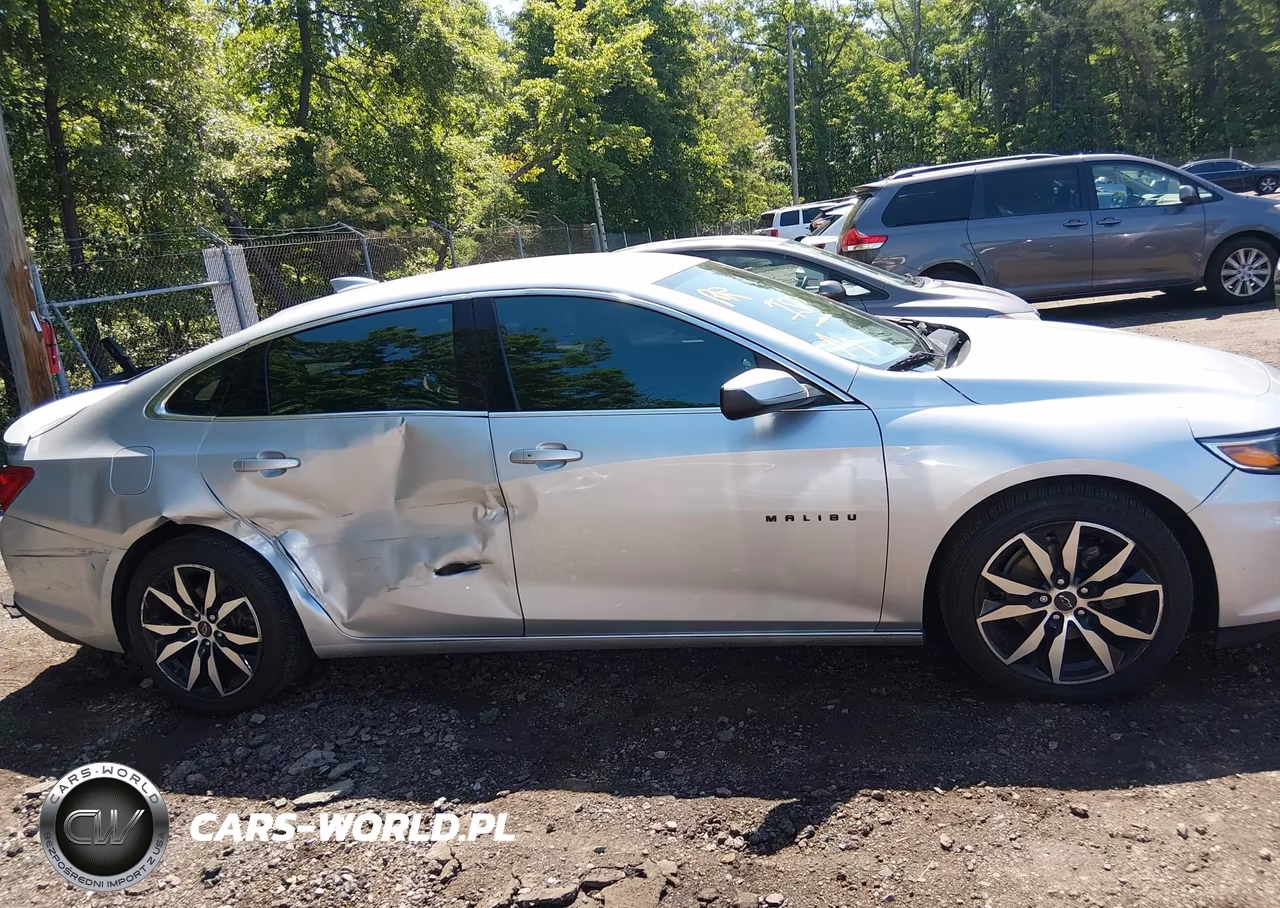 2021 Chevrolet Malibu Fwd Rs VIN:1G1ZG5ST1MF075485 - 13