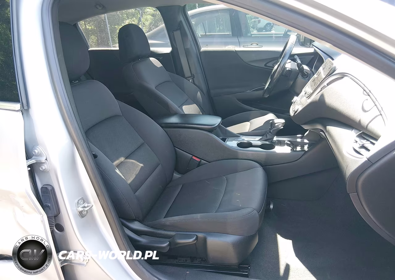 2021 Chevrolet Malibu Fwd Rs VIN:1G1ZG5ST1MF075485 - 5