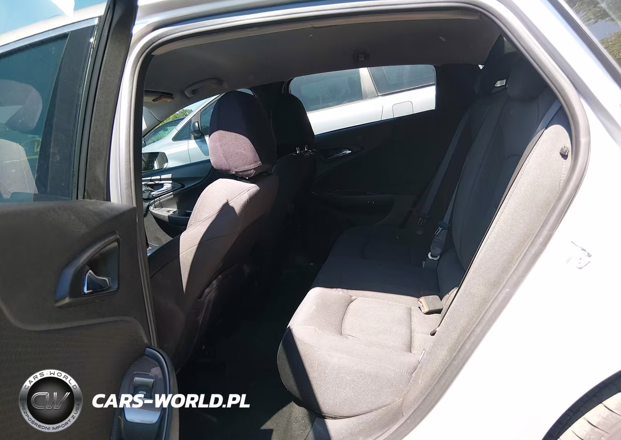 2021 Chevrolet Malibu Fwd Rs VIN:1G1ZG5ST1MF075485 - 8