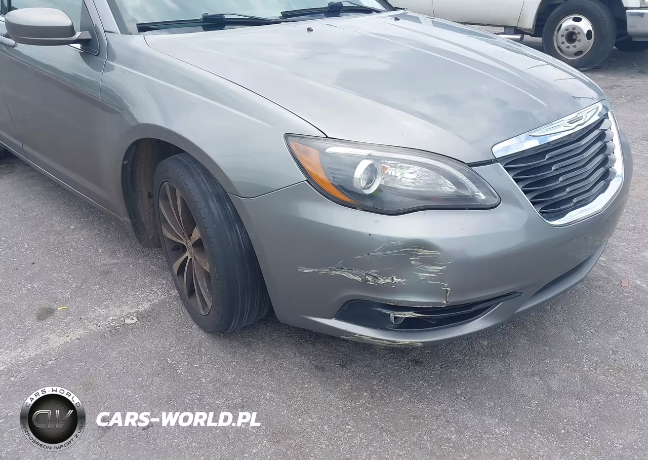 2013 Chrysler 200 Touring VIN:1C3CCBBB2DN612132 - 6