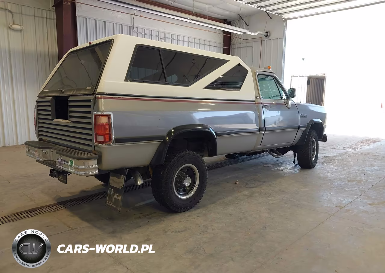 1993 Dodge W-Series W200-W250 VIN:1B7KM26C2PS252664 - 4