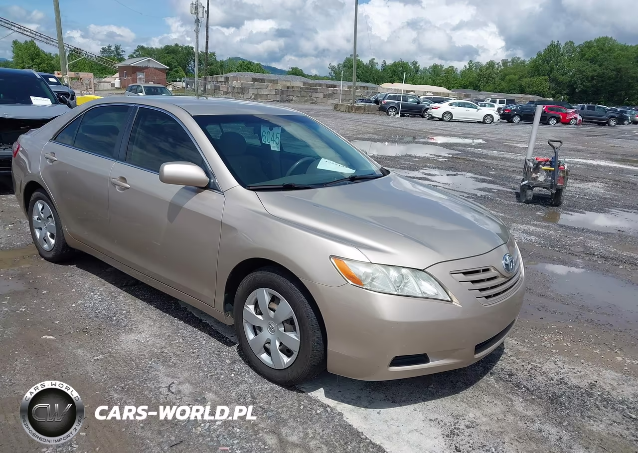 2007 Toyota Camry Le – zdjęcie 1 z 16