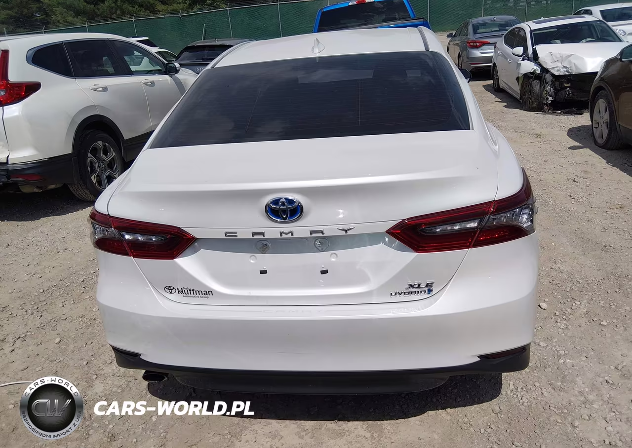 2021 Toyota Camry Xle Hybrid VIN:4T1F31AK9MU546619 - 16
