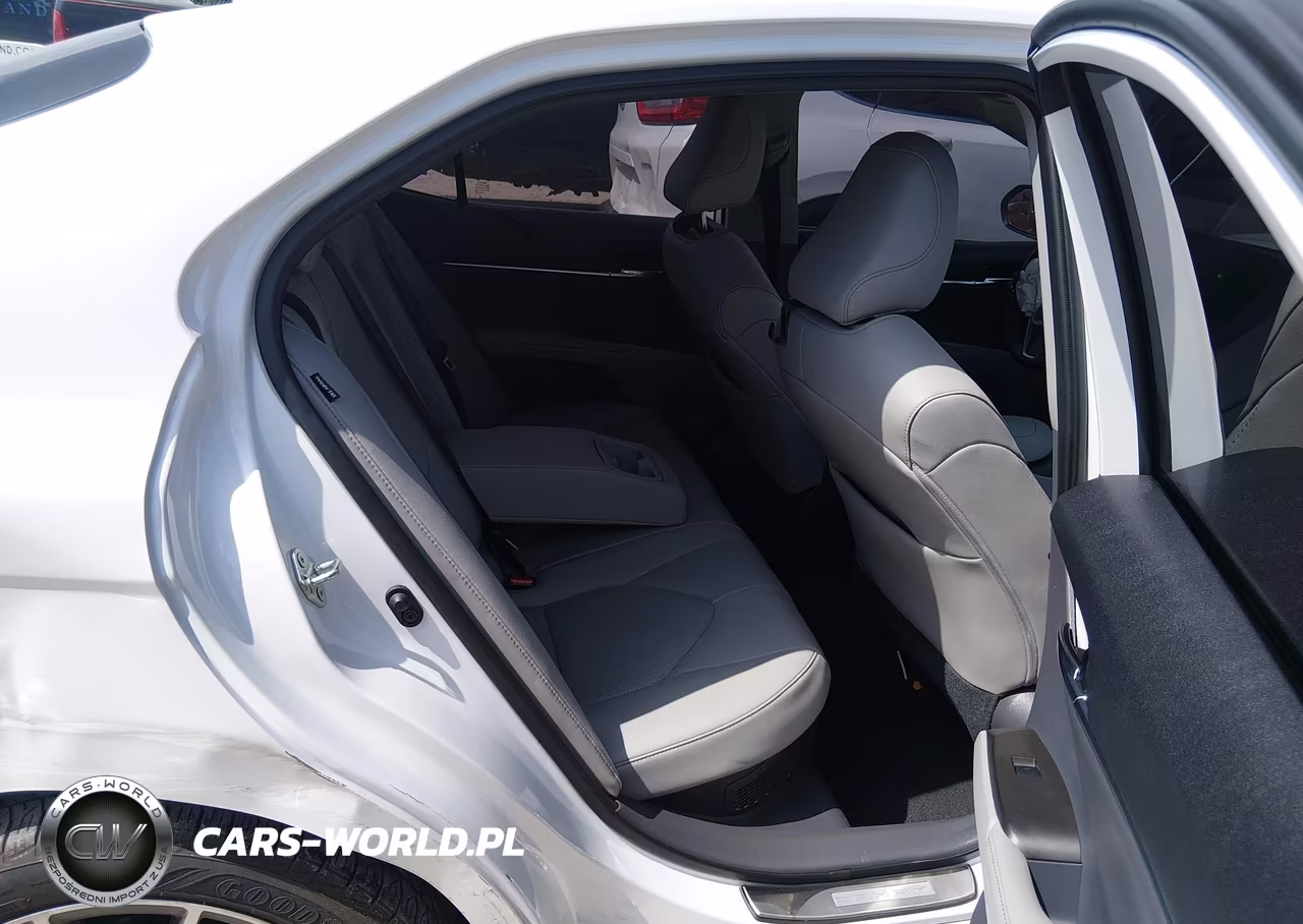 2021 Toyota Camry Xle Hybrid VIN:4T1F31AK9MU546619 - 8