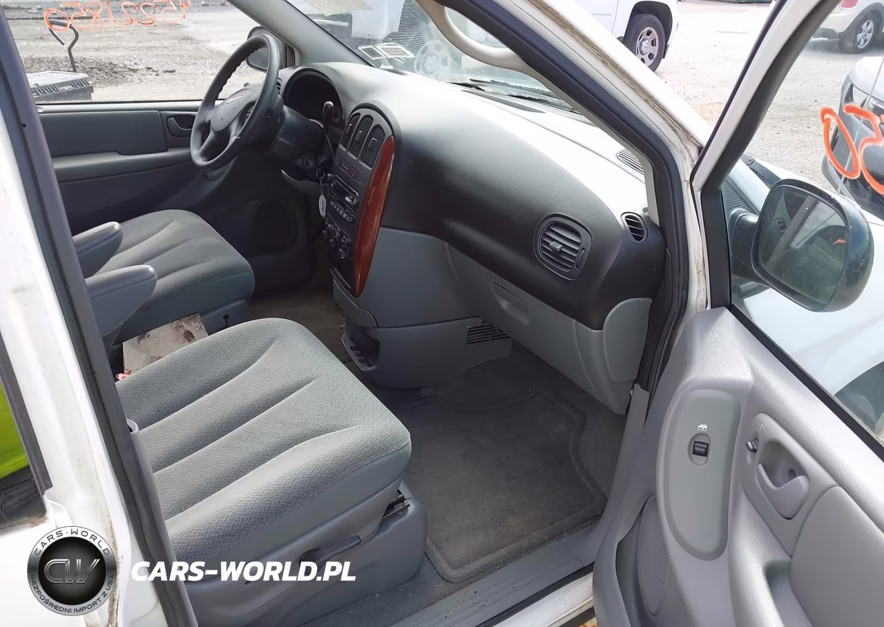 2005 Chrysler Town & Country Lx VIN:2C4GP44R05R524742 - 5